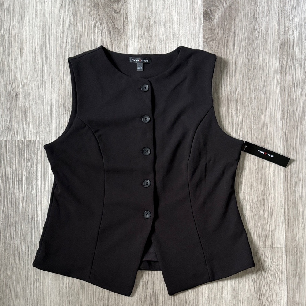 NWT Moa Moa Black Sleeveless Regal Vest
